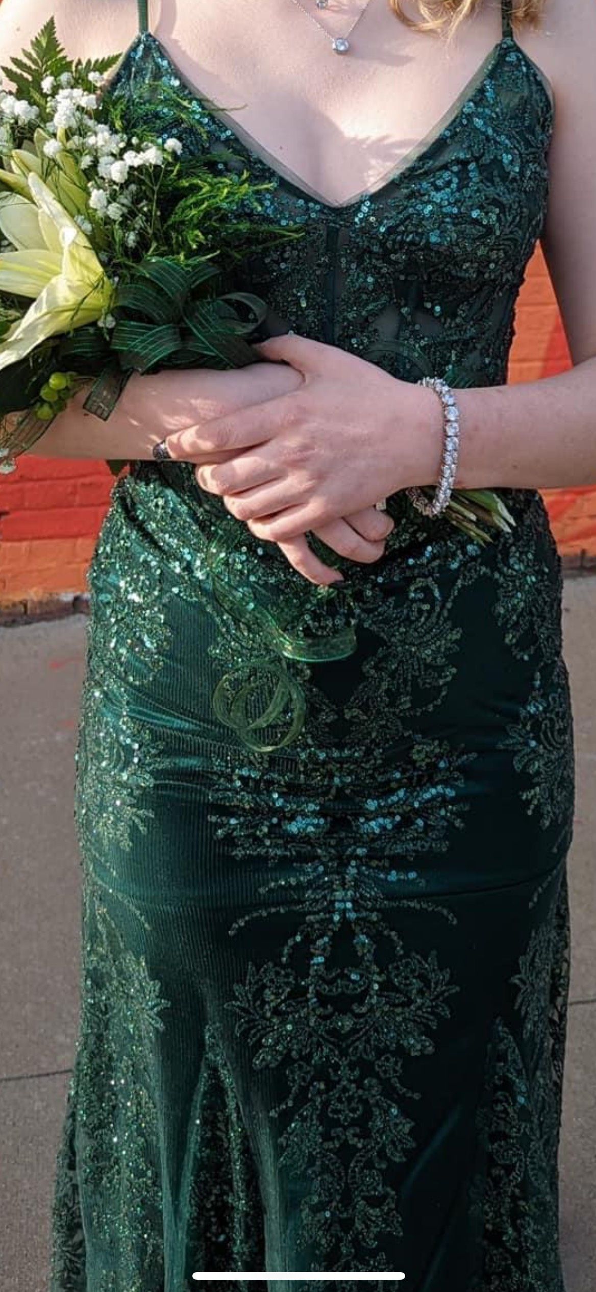 Cinderella Divine Size 4 Prom Plunge Green Mermaid Dress on Queenly