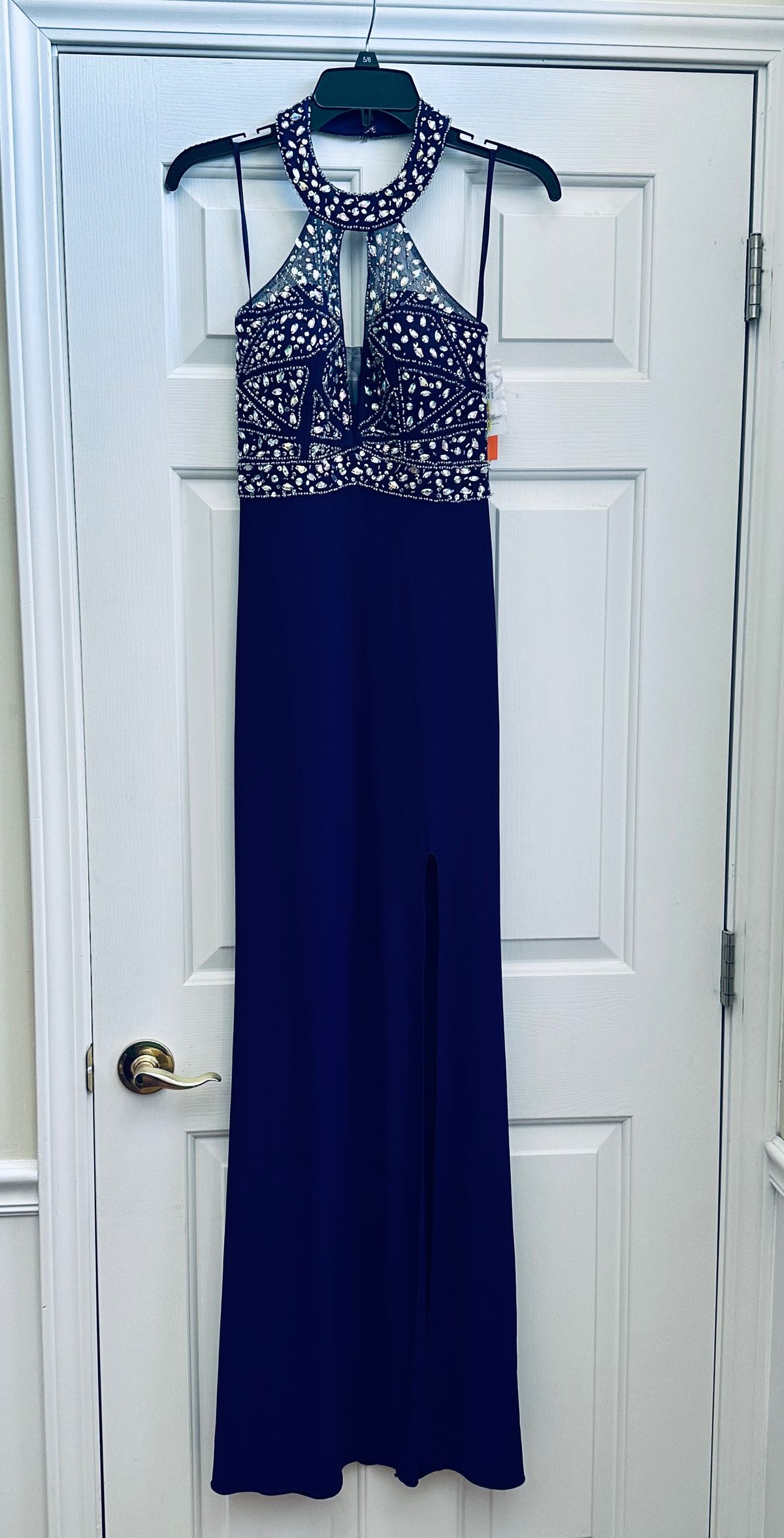 Queenly | Buy and sell prom, pageant, and formal dresses