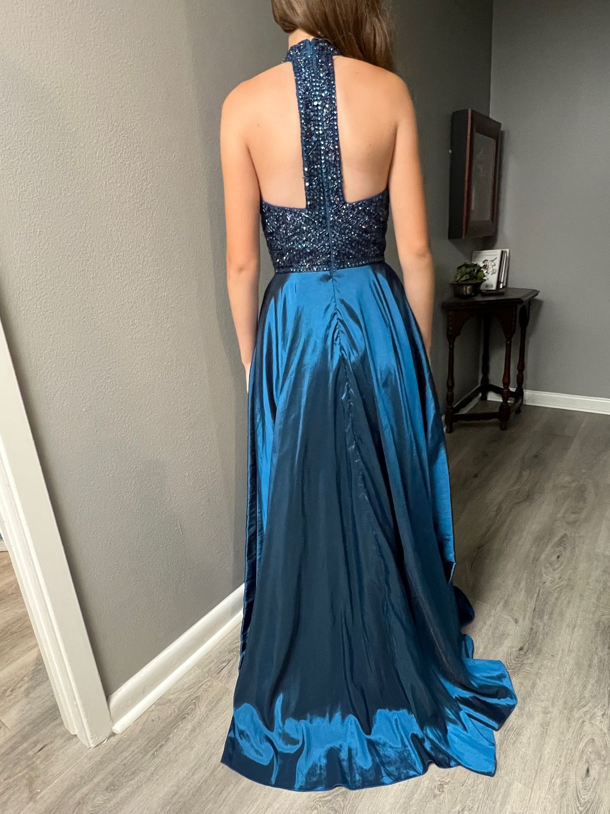 Sherri Hill Size 2 Prom High Neck Sequined Navy Blue Dress With Train on Queenly
