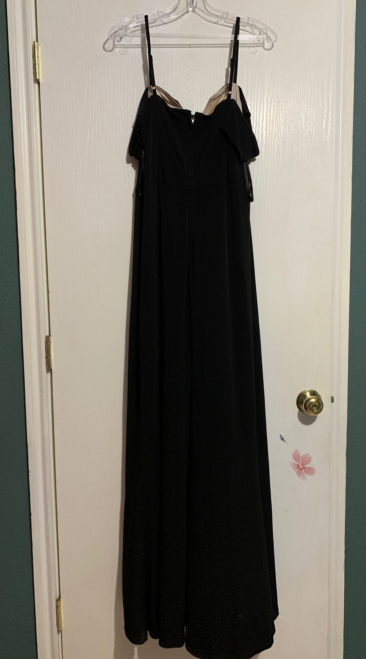 Size 14 Prom Off The Shoulder Black Side Slit Dress on Queenly
