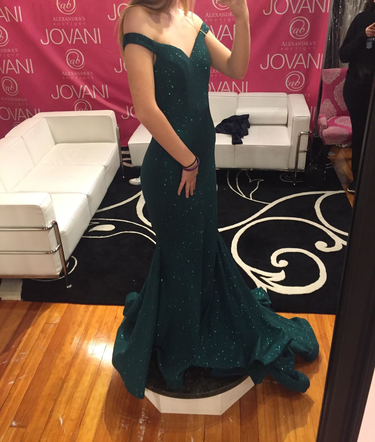 Jovani Size 0 Prom Off The Shoulder Emerald Green Mermaid Dress on Queenly