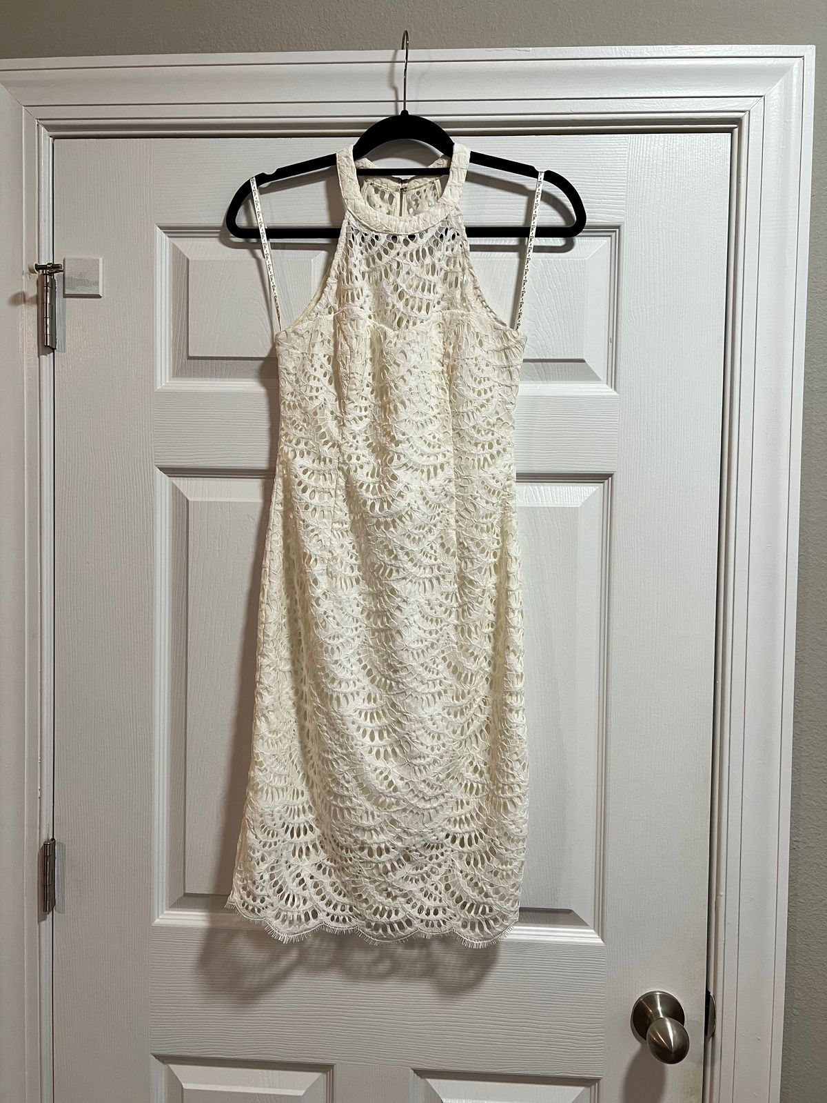 Lilly Pulitzer Size 00 High Neck Lace White Cocktail Dress on Queenly