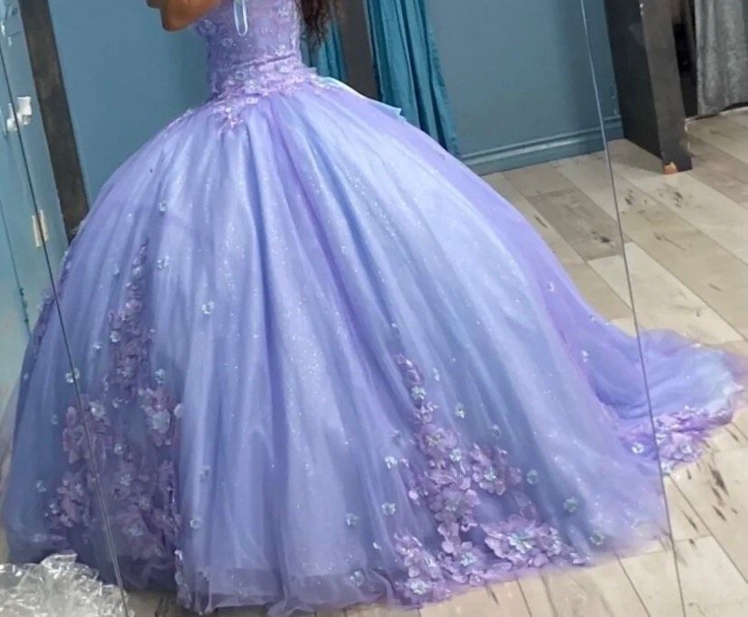 Size 8 Cap Sleeve Purple Ball Gown on Queenly