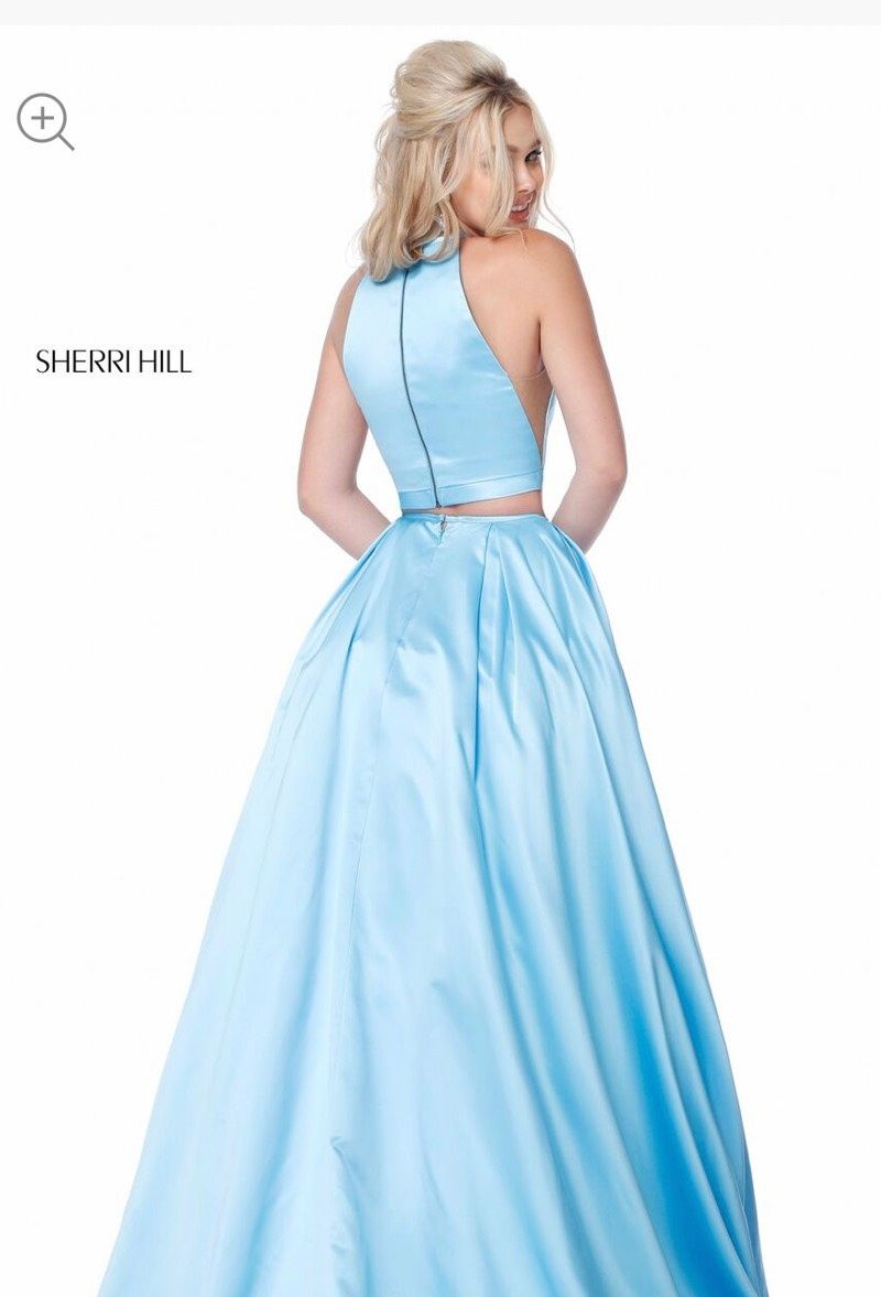 Sherri Hill Size 4 Prom High Neck Blue Ball Gown on Queenly