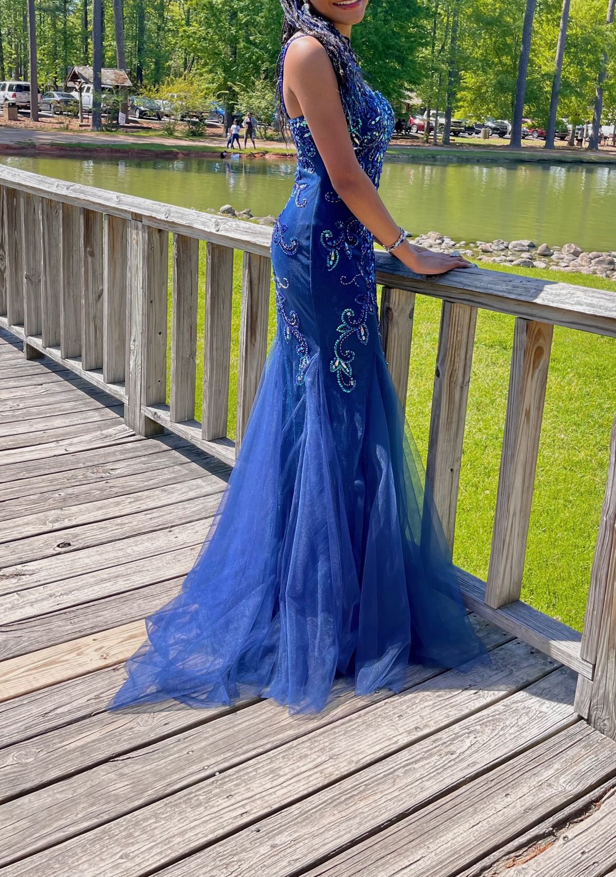 Size 2 Prom Plunge Lace Blue Mermaid Dress on Queenly