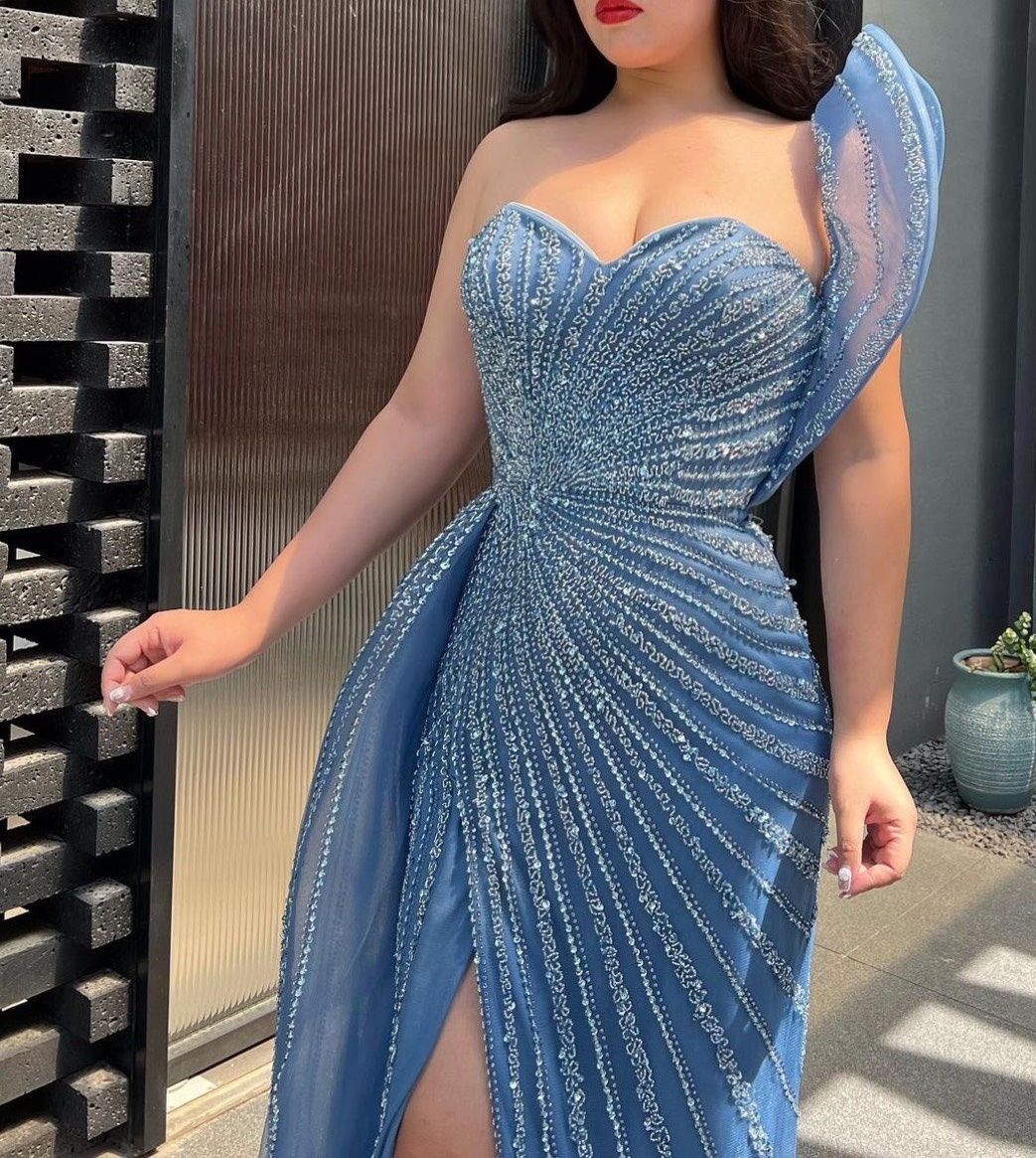 Size 10 One Shoulder Blue Side Slit Dress on Queenly