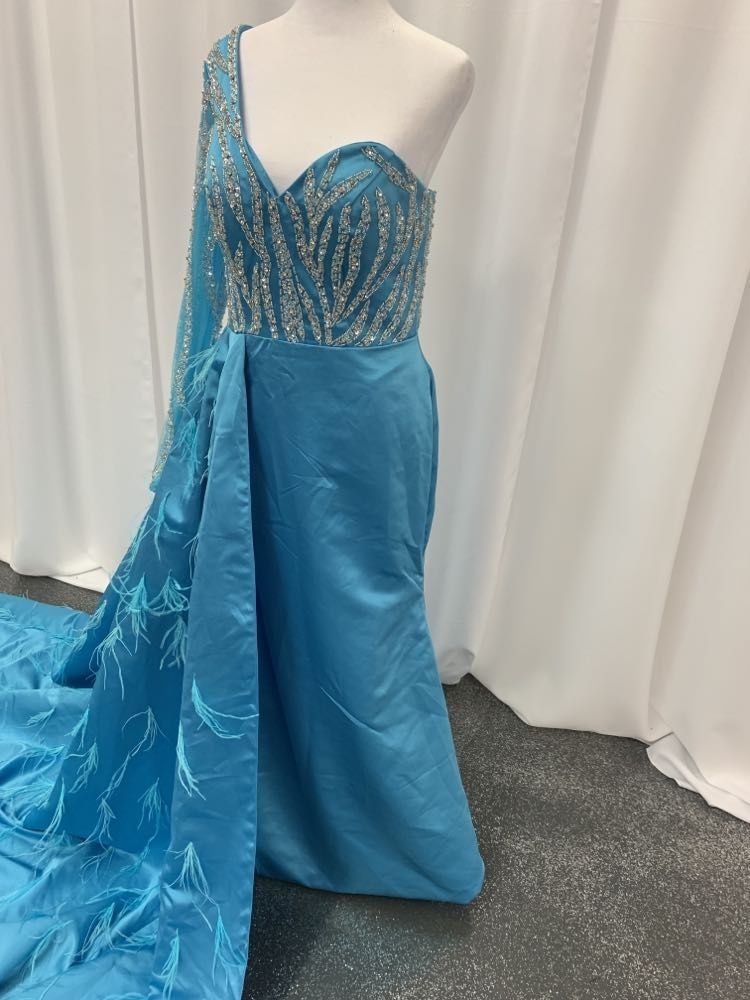 One more couture  Size 8 Blue Mermaid Dress on Queenly
