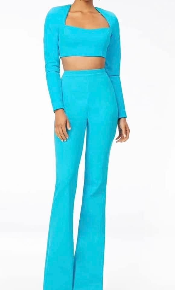 Ashley Lauren Size 0 Long Sleeve Blue Formal Jumpsuit on Queenly