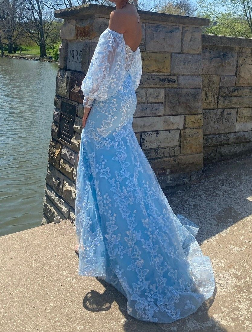 Sherri Hill Size 0 Prom Plunge Blue Side Slit Dress on Queenly