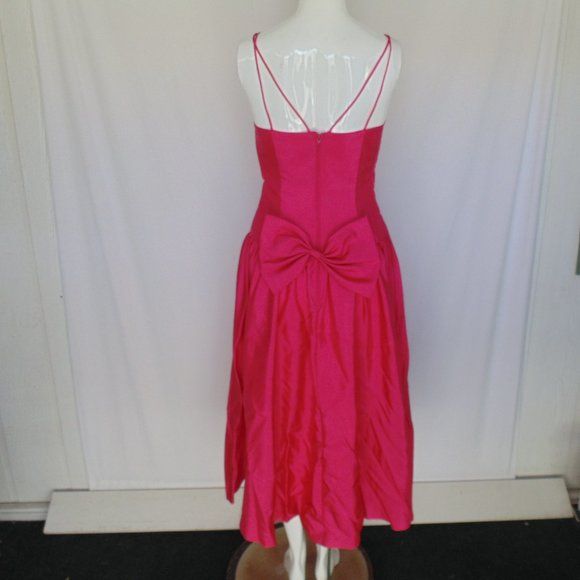 Vintage Size 2 High Neck Pink A-line Dress on Queenly