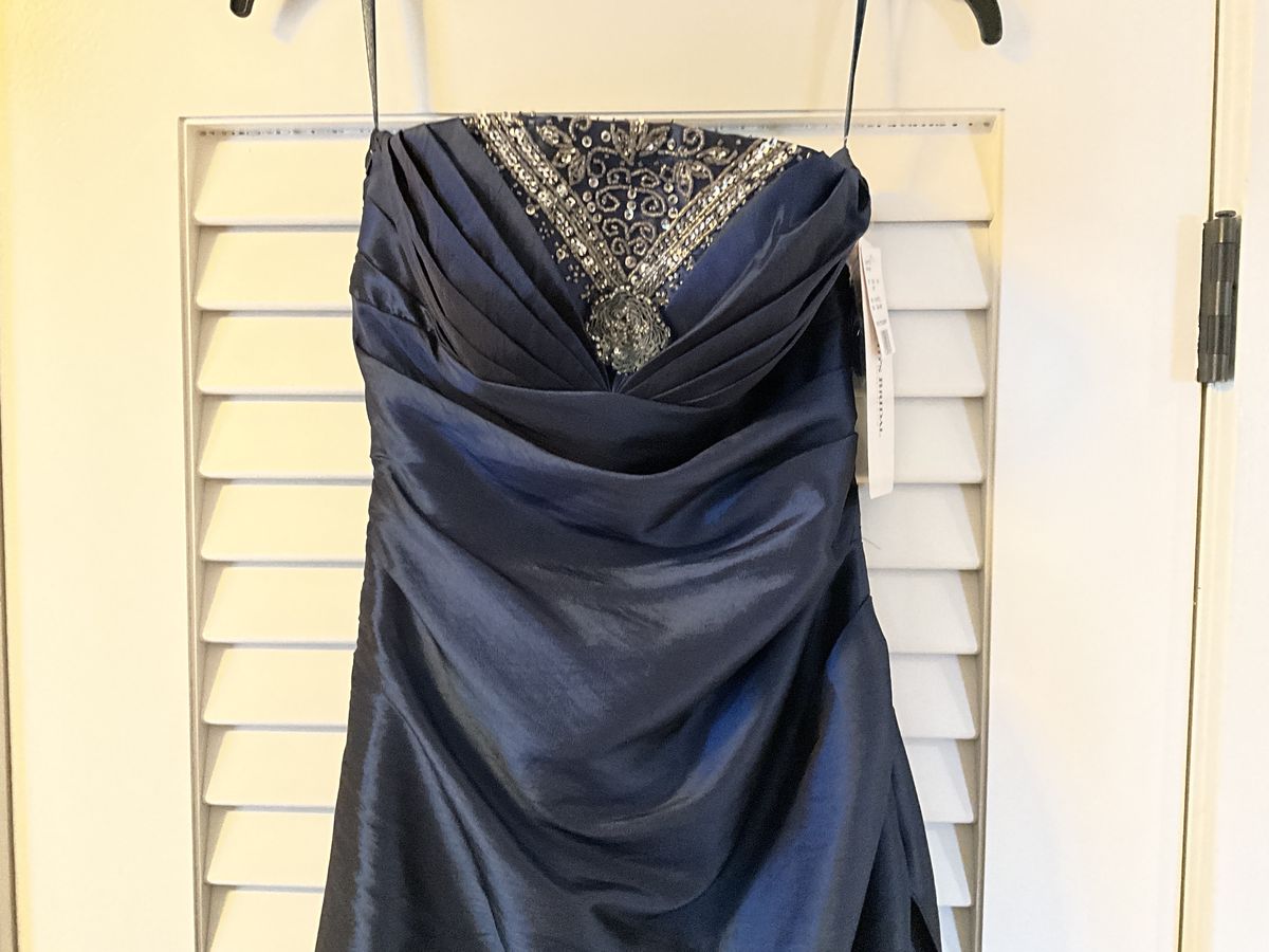 Size 2 Strapless Satin Blue Ball Gown on Queenly