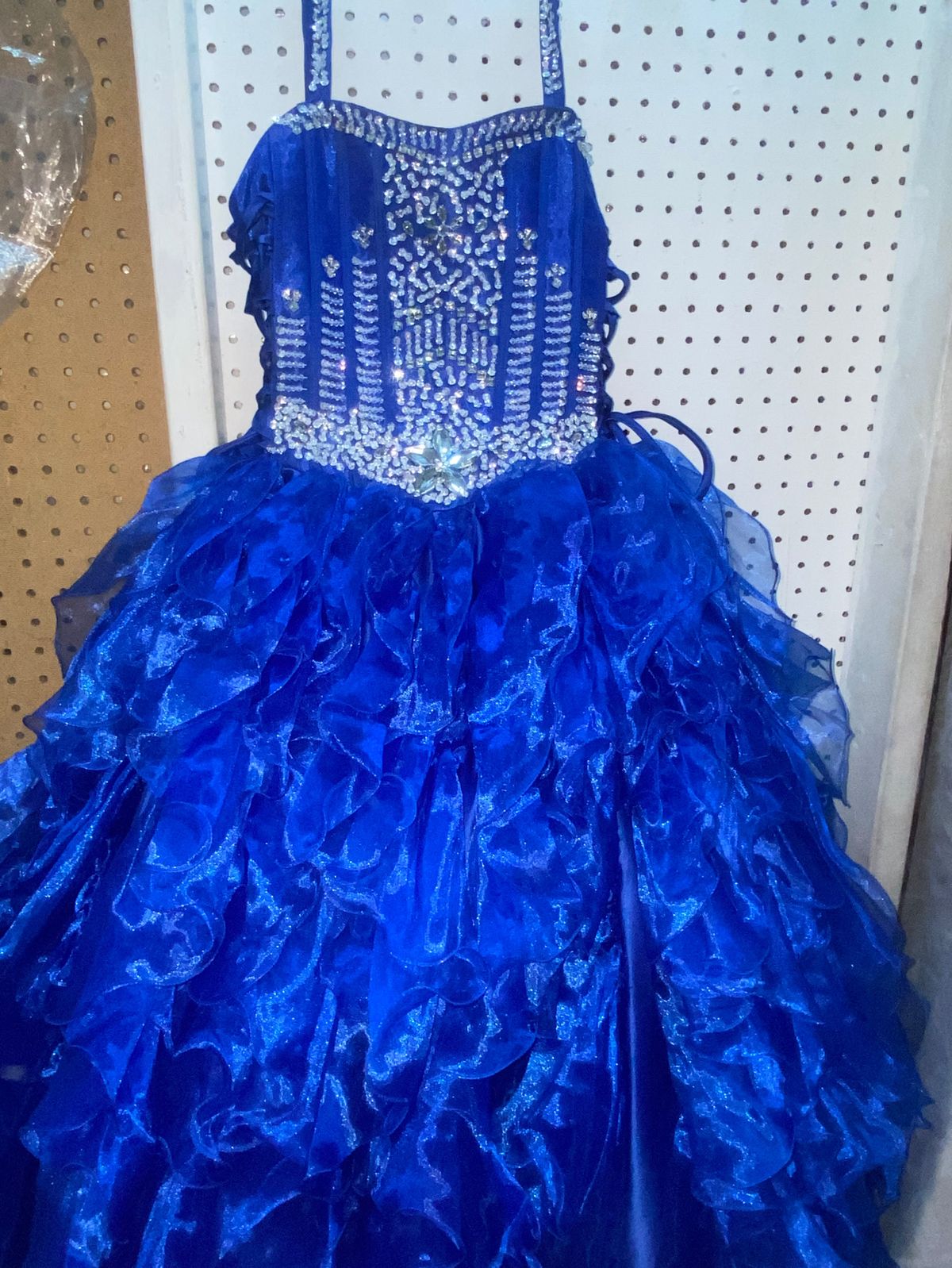 Queenly | Buy and sell prom, pageant, and formal dresses