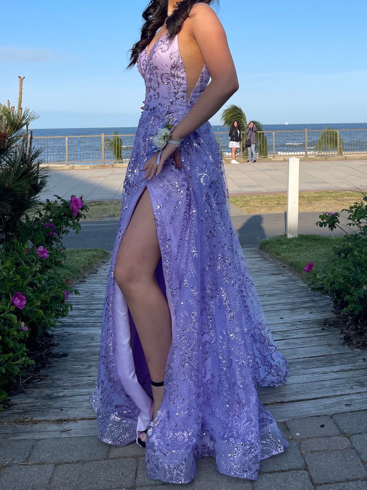 Size 4 Prom Plunge Light Purple A-line Dress on Queenly