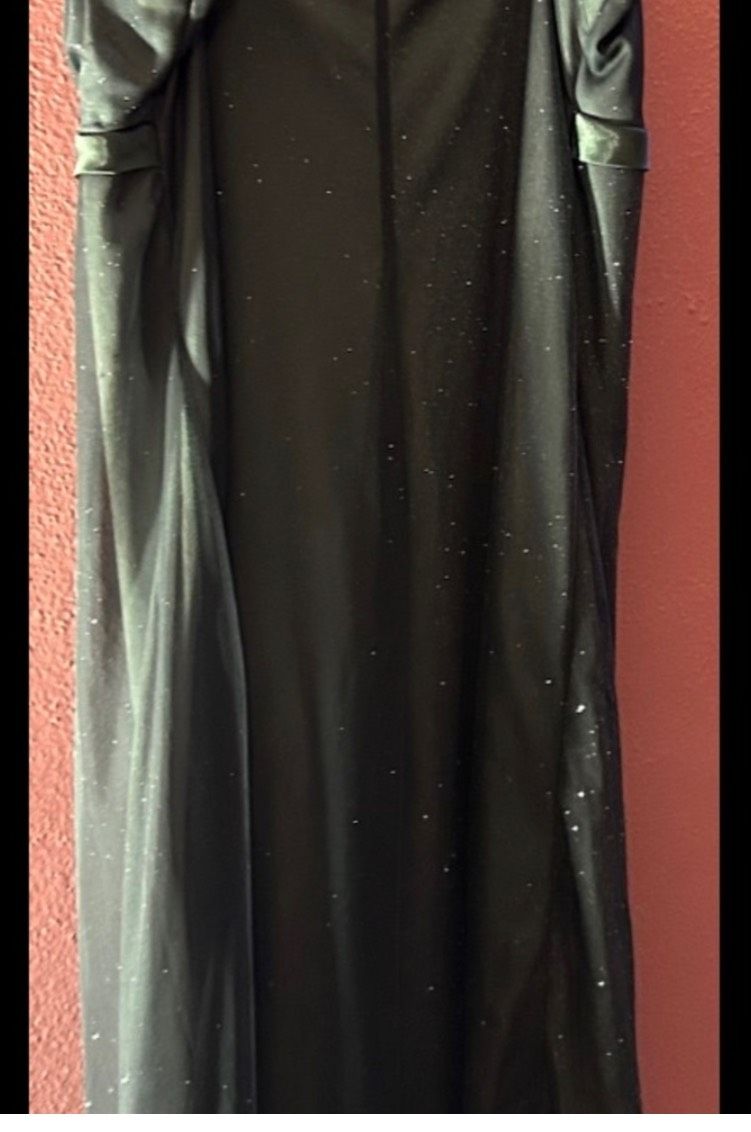 Firstkiss Size L Homecoming Plunge Silver Cocktail Dress on Queenly