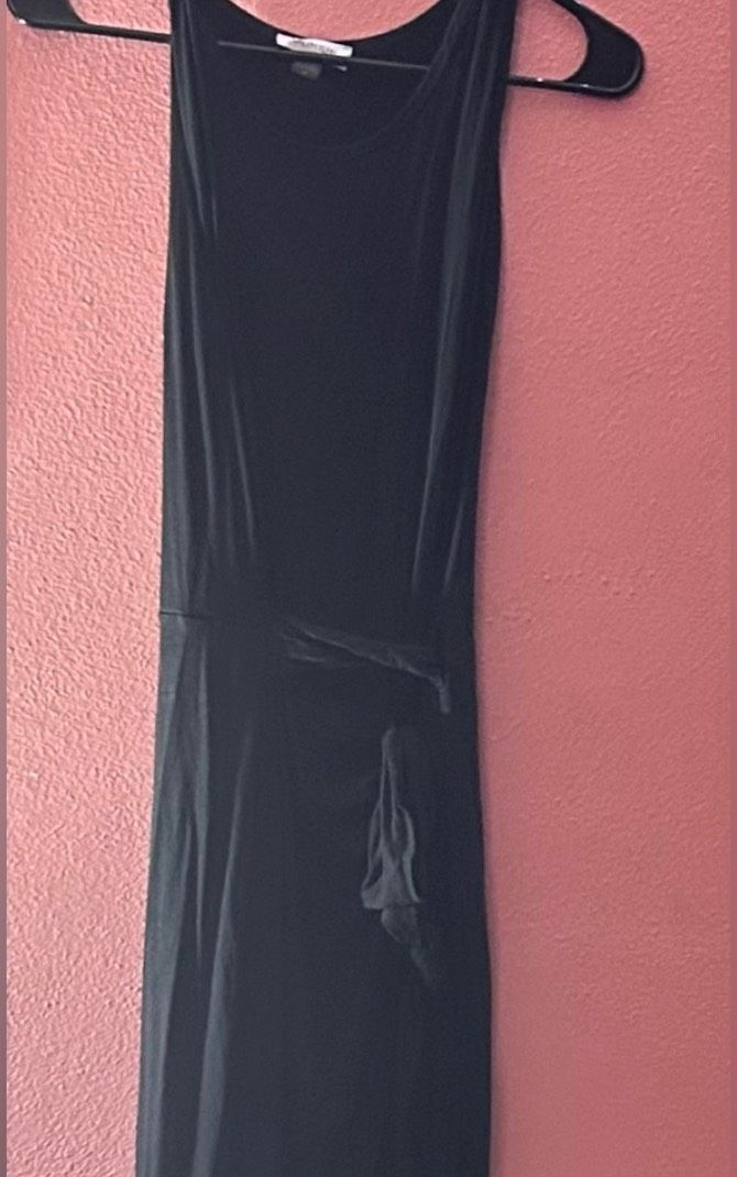 Calvin Klein Size 4 Wedding Guest High Neck Velvet Black A-line Dress on Queenly