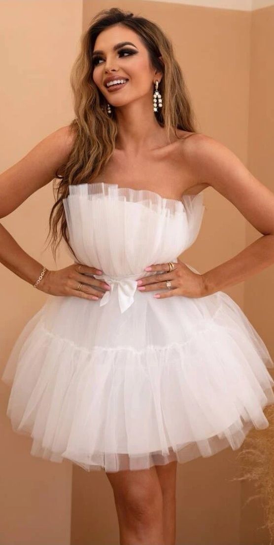 Size S Homecoming Strapless White Cocktail Dress on Queenly