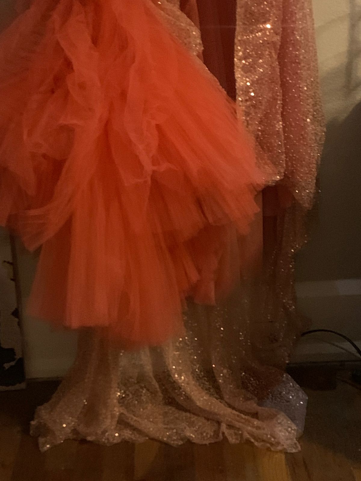Size 6 Prom Plunge Multicolor Side Slit Dress on Queenly