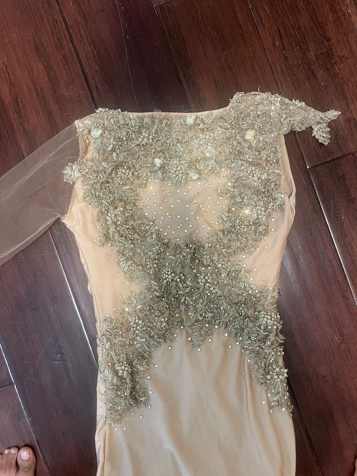 Size 00 Prom Long Sleeve Sequined Gold Mermaid Dress on Queenly