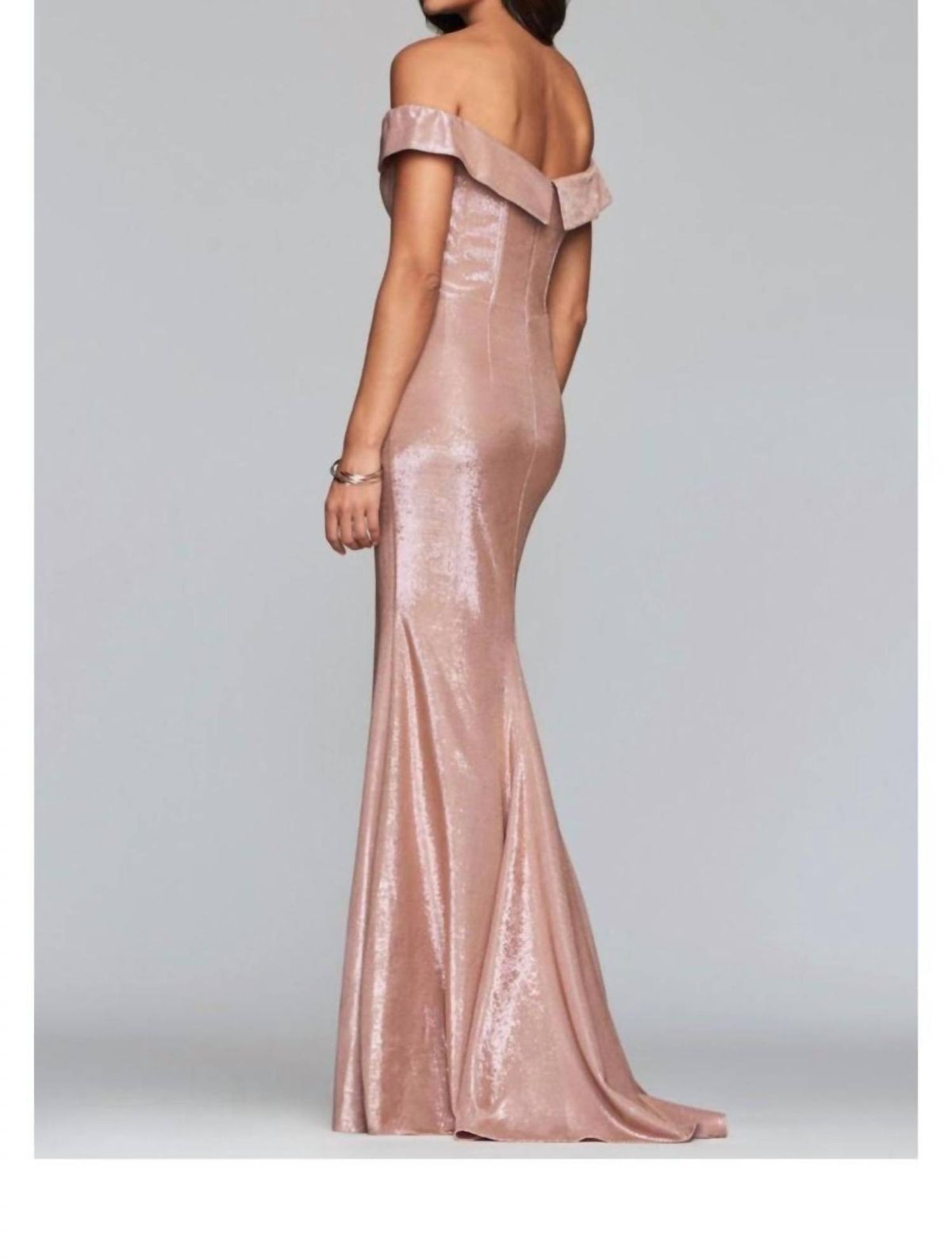 Style 1-2169996029-5 FAVIANA Size 0 Off The Shoulder Rose Gold Side Slit Dress on Queenly