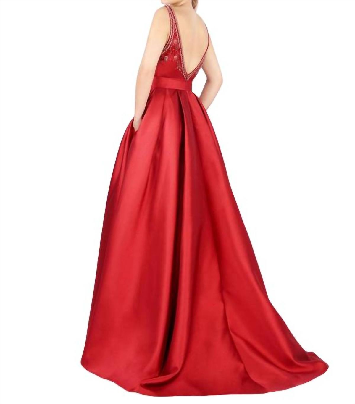 Style 1-3913635730-649 MAC DUGGAL Size 2 Prom Red Ball Gown on Queenly