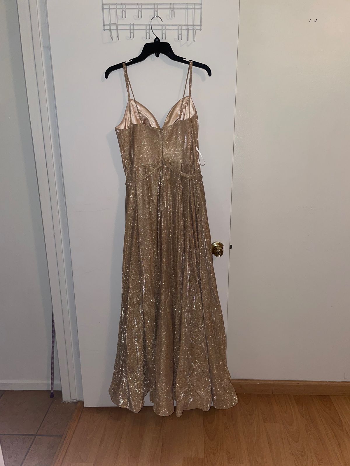 Size XL Wedding Guest Plunge Gold Floor Length Maxi on Queenly