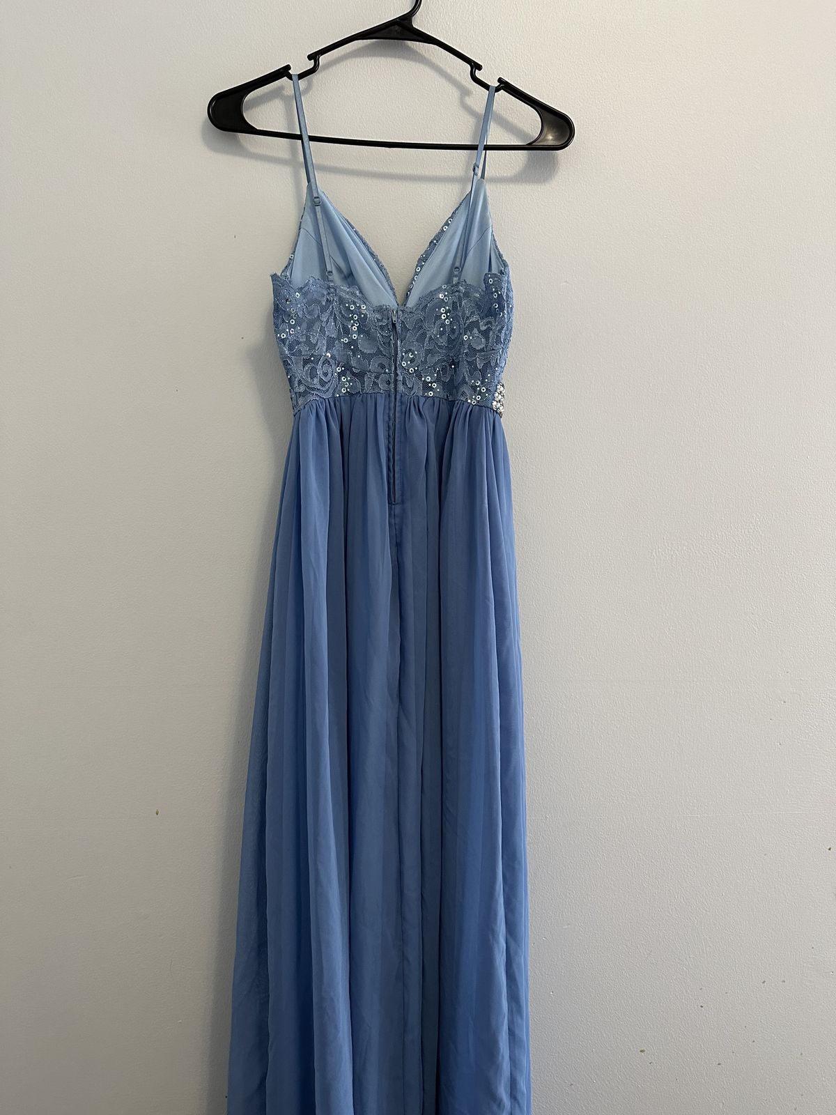 Emeral sundae Size S Prom Plunge Blue A-line Dress on Queenly