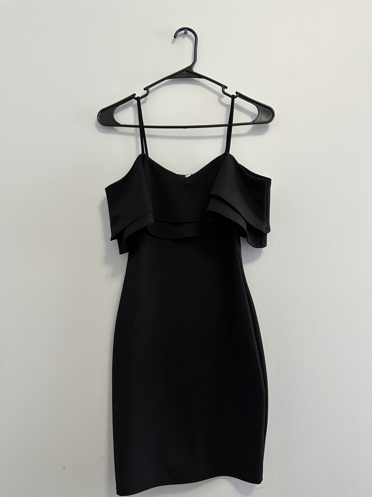 Size S Nightclub Off The Shoulder Black Cocktail Dress on Queenly