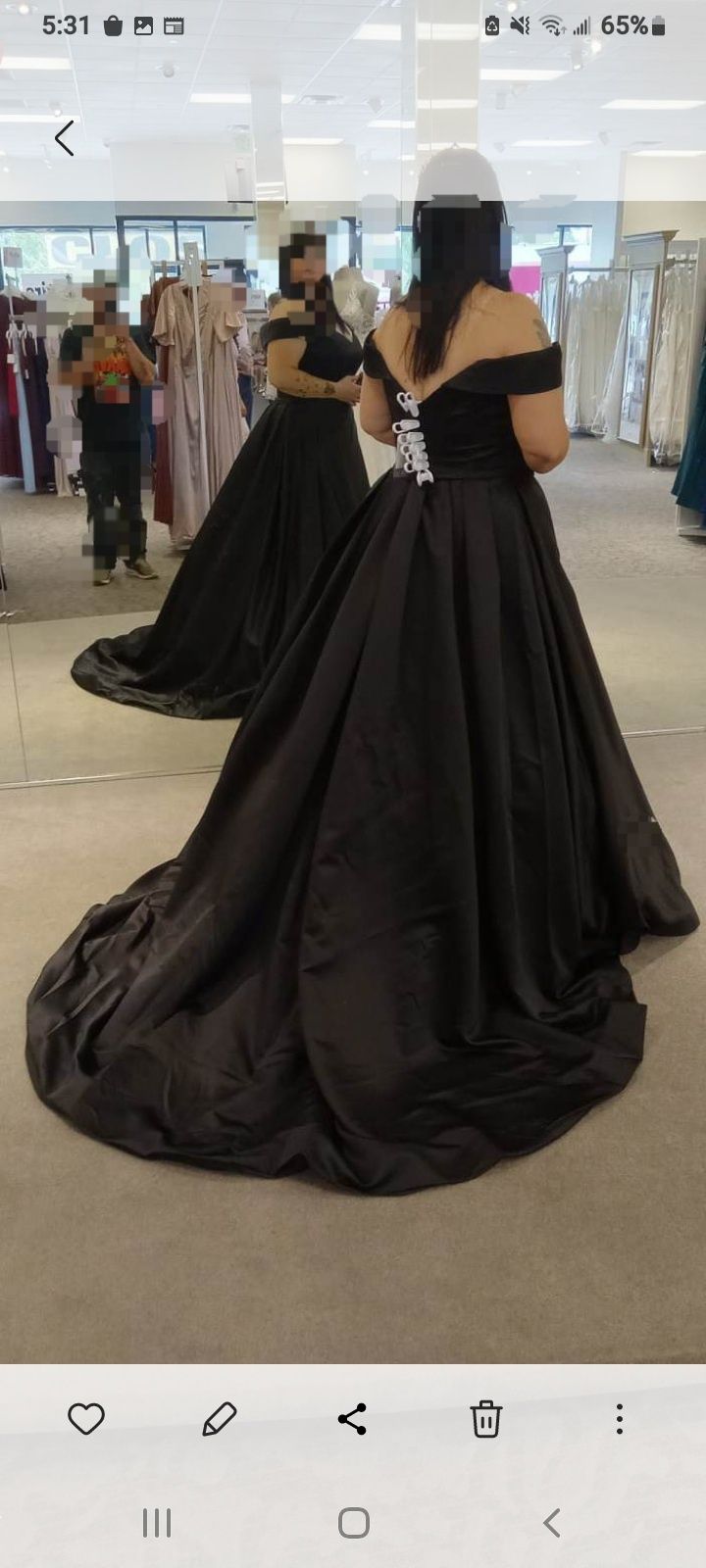 Plus Size 18 Black Ball Gown on Queenly