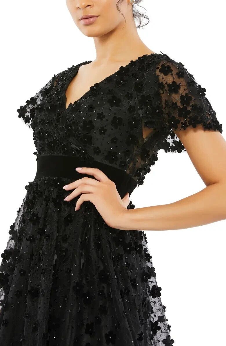 Mac Duggal Size 10 Floral Black Cocktail Dress on Queenly