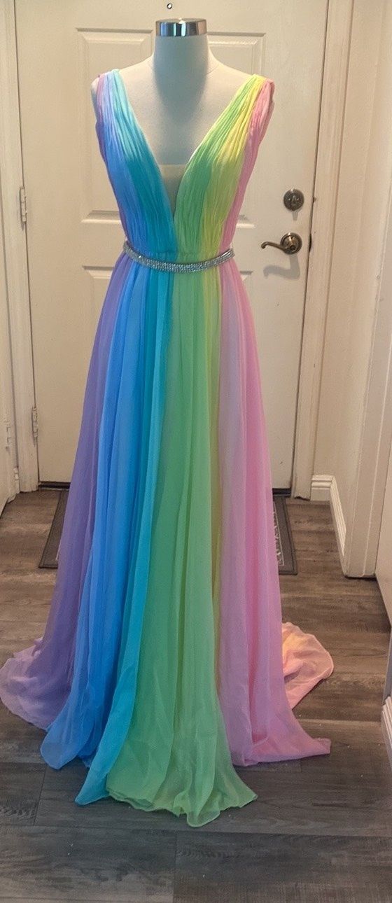 Ashley Lauren Size 0 Multicolor A-line Dress on Queenly