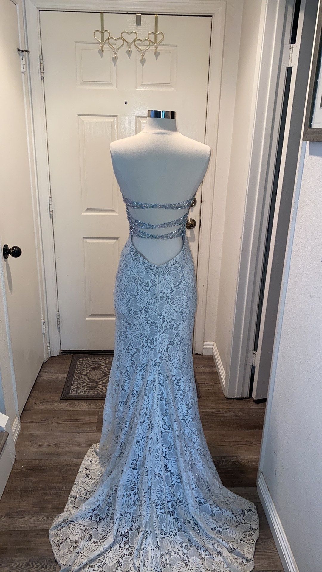 La Femme Size 2 Lace White Mermaid Dress on Queenly