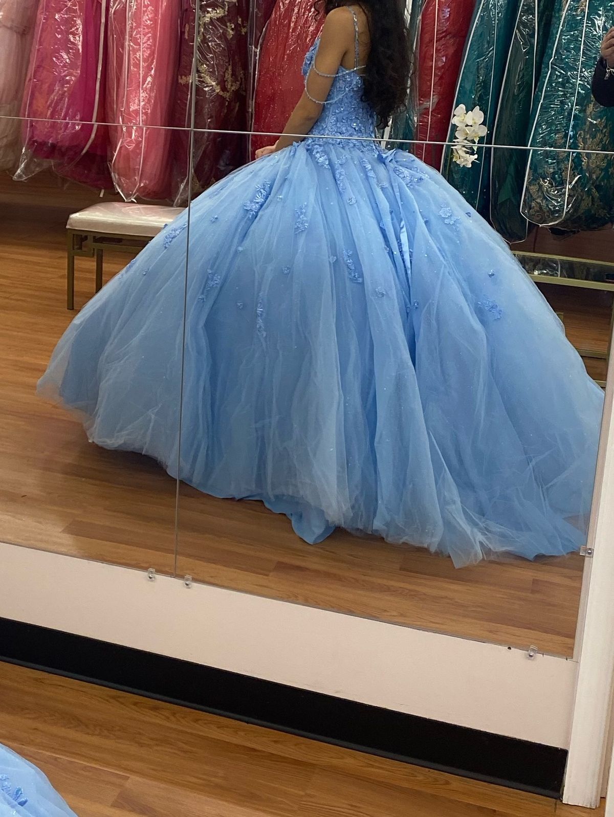 Size 0 Prom Plunge Blue Ball Gown on Queenly