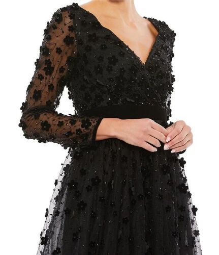 Mac Duggal Size 6 Long Sleeve Floral Black A-line Dress on Queenly