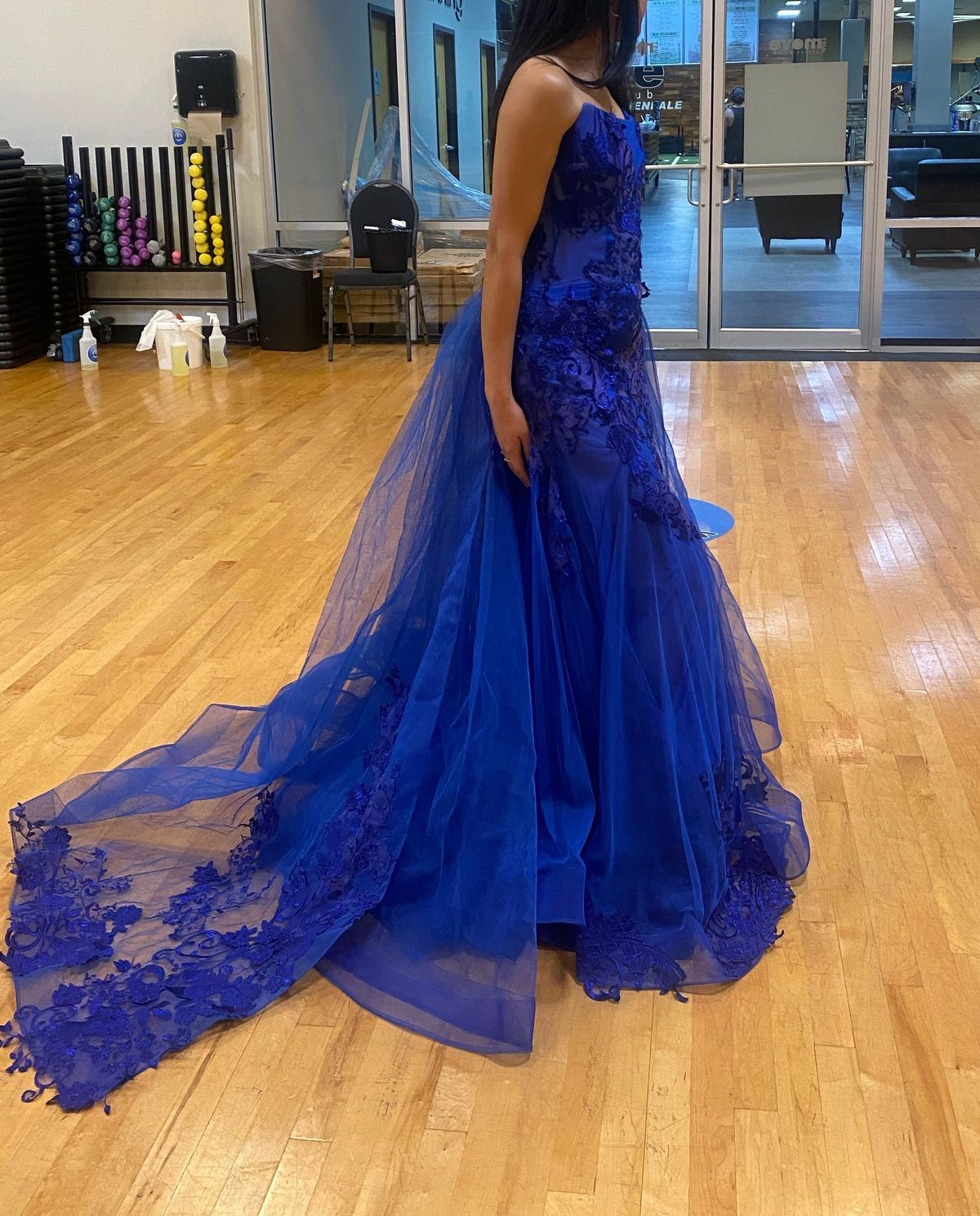 Juan Carlos Size 2 Prom Strapless Lace Royal Blue Ball Gown on Queenly