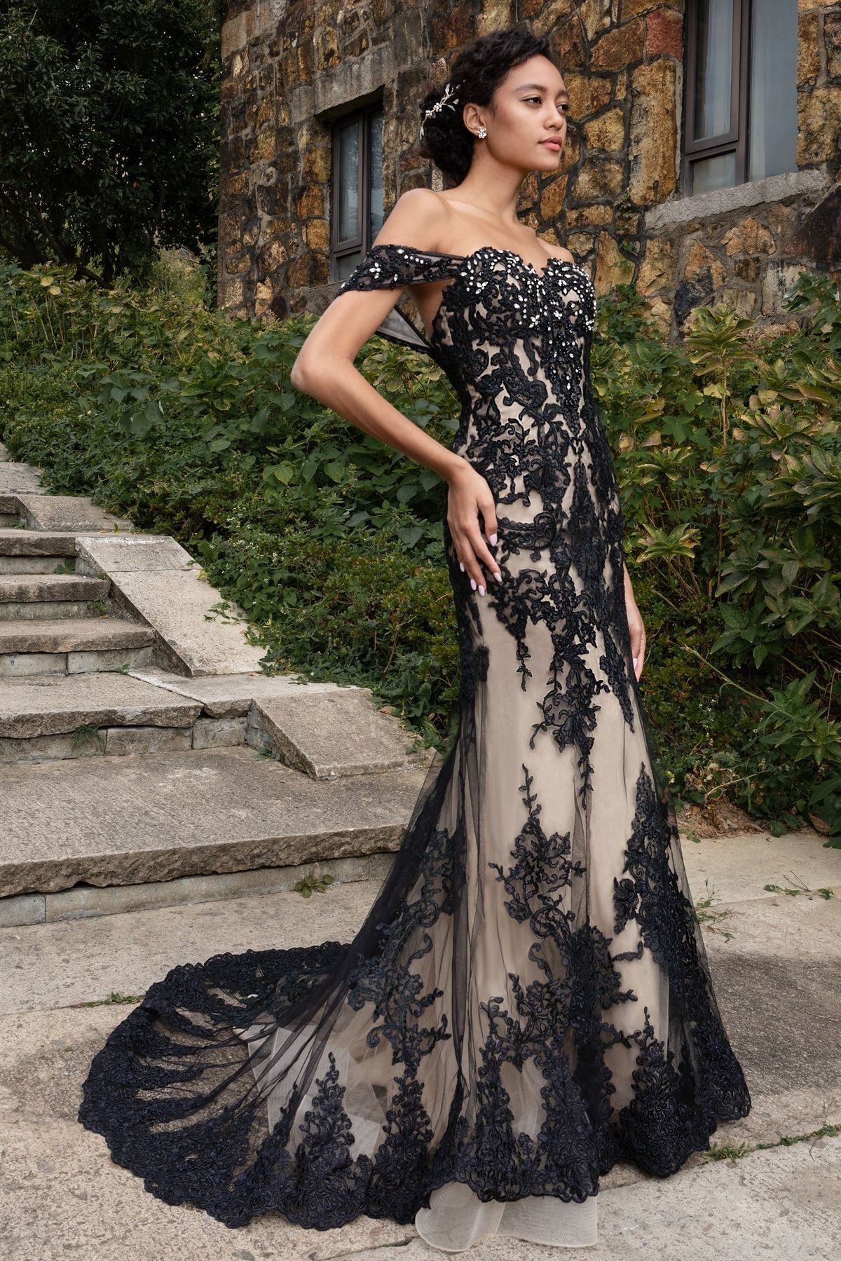 Style CW2318 Cocomelody Size 10 Prom Off The Shoulder Lace Black Floor Length Maxi on Queenly