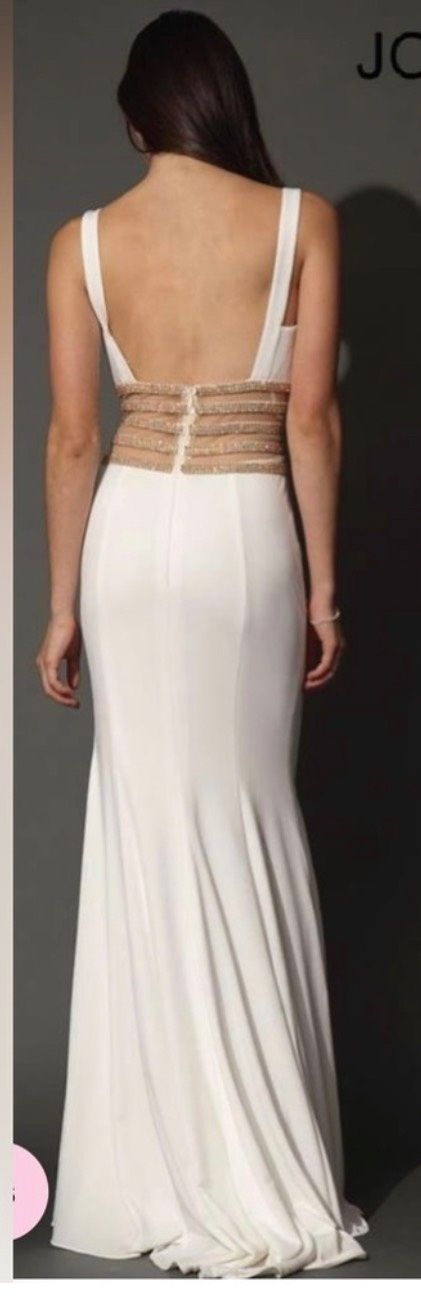 Jovani Size 4 White Mermaid Dress on Queenly