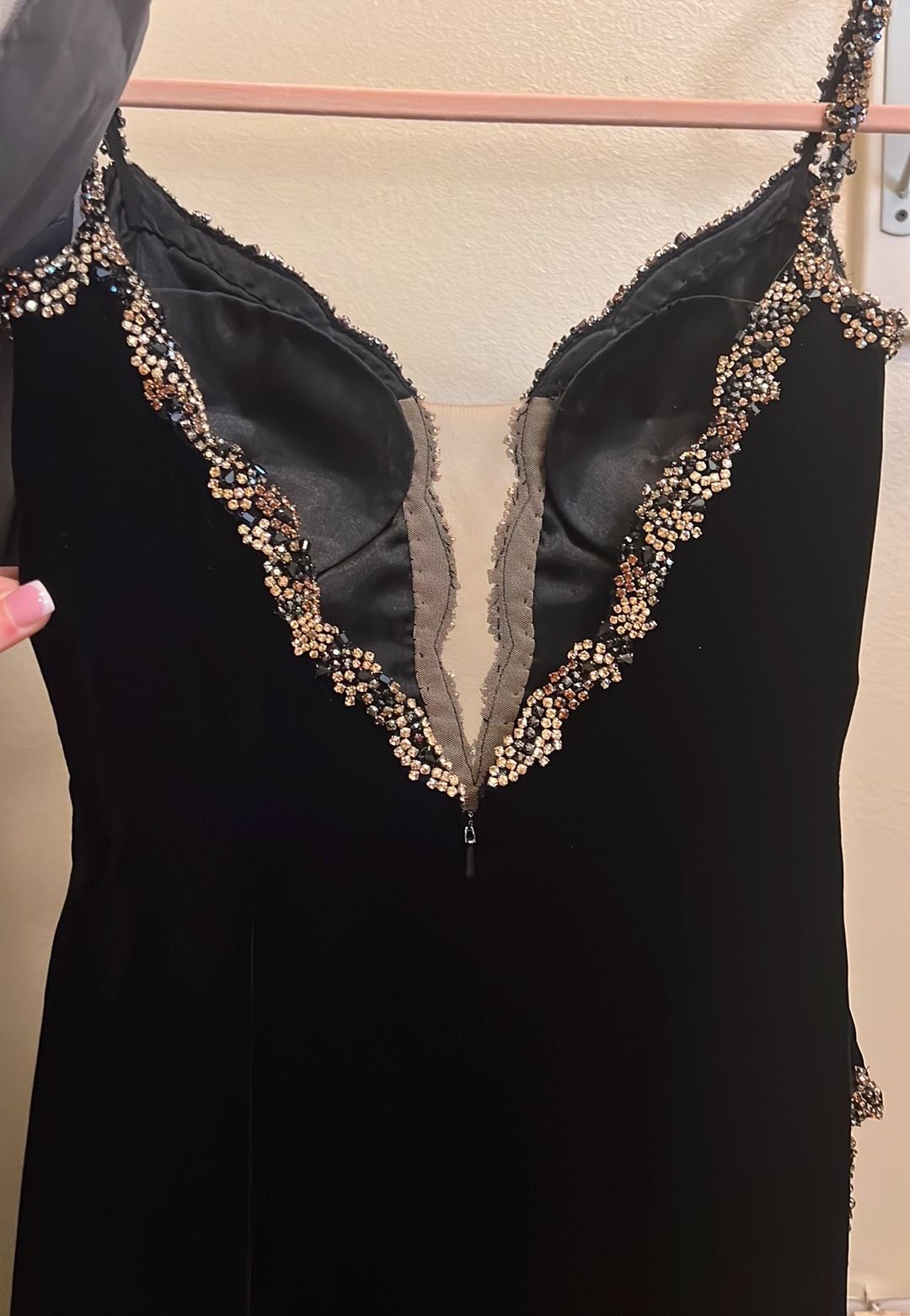 Sherri Hill Size XS Prom Plunge Black Side Slit Dress on Queenly