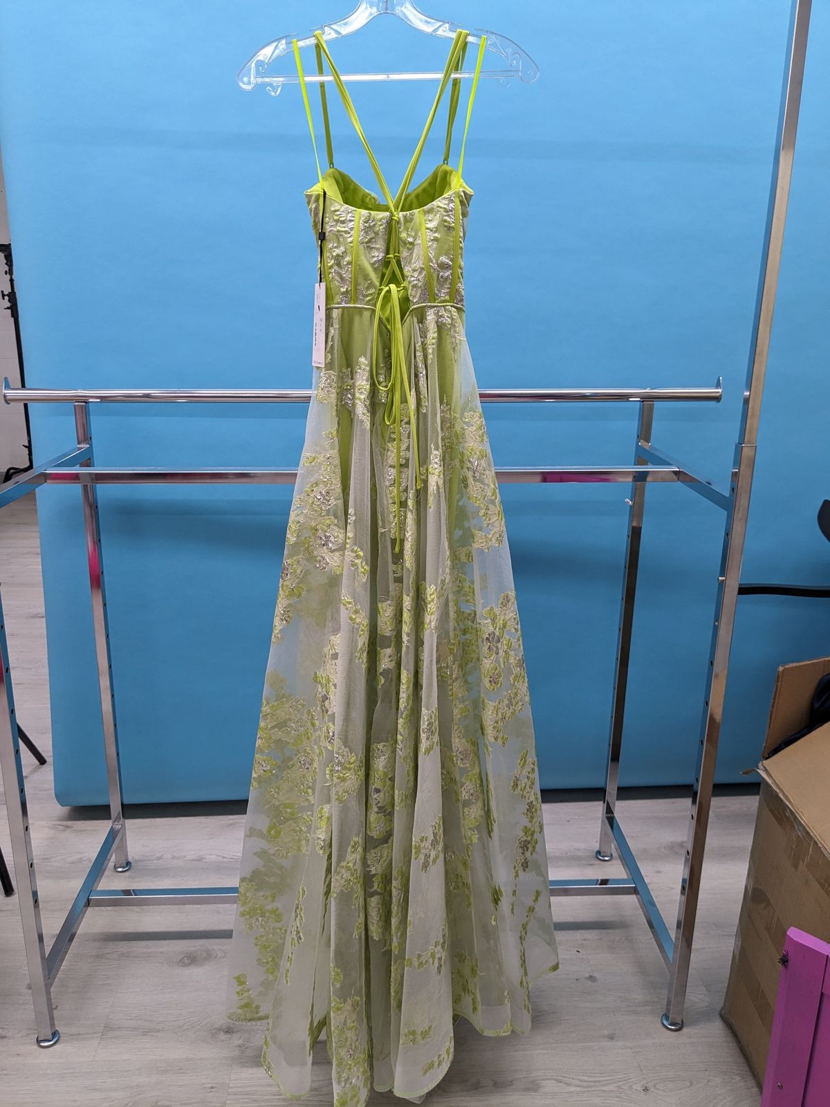 Ashley Lauren Size 0 Prom Green Ball Gown on Queenly