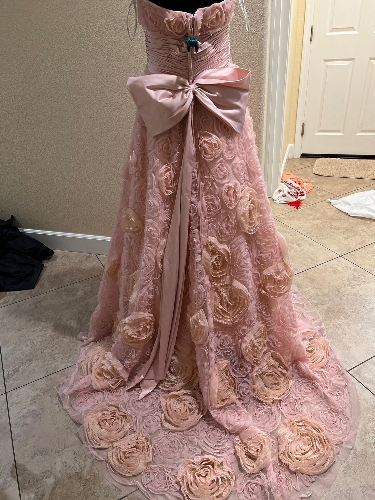 Sherri Hill Size 8 Prom Strapless Pink Ball Gown on Queenly