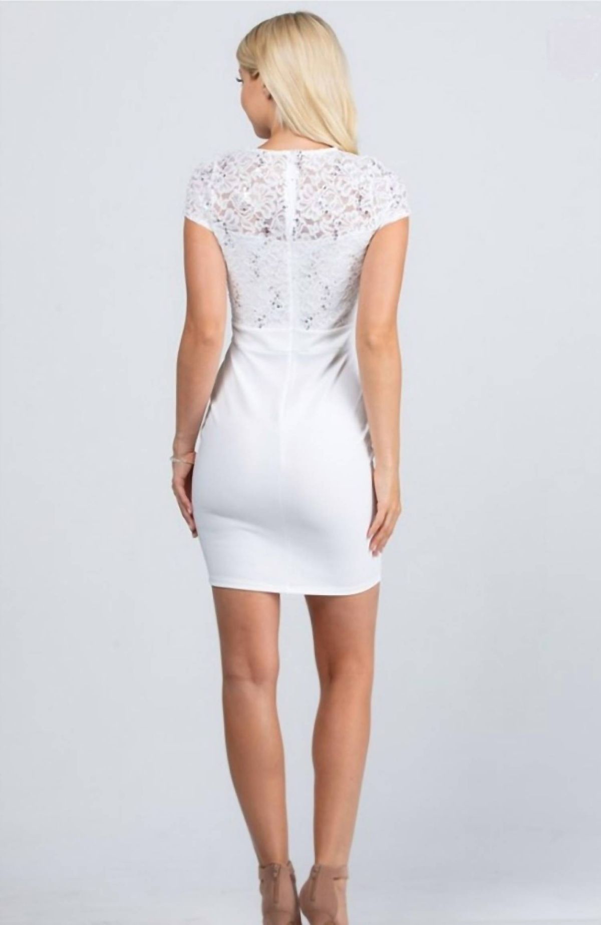 Style 1-171949617-3011 La Scala Size M Cap Sleeve Lace White Cocktail Dress on Queenly