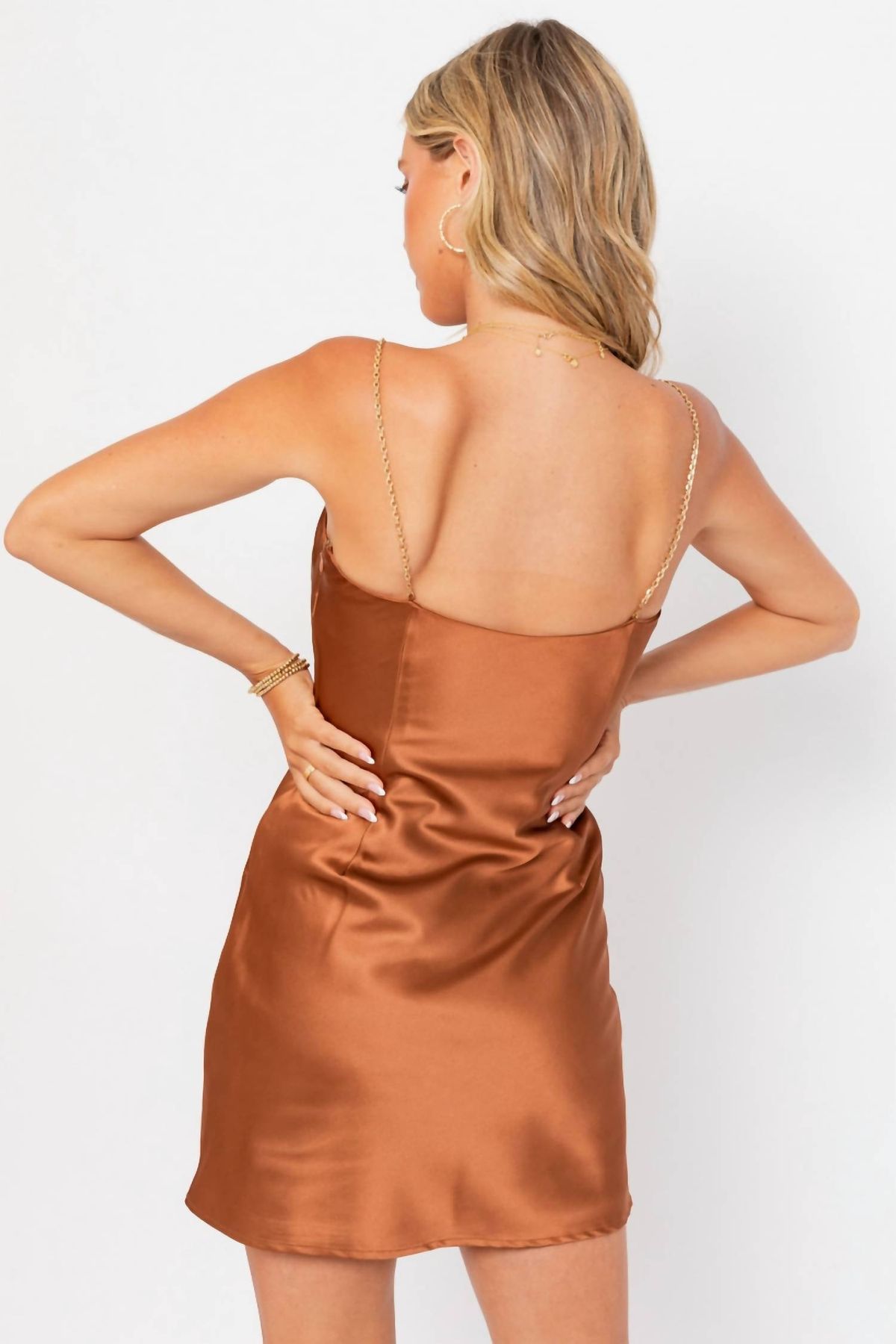 Style 1-1507007426-2901 LE LIS Size M Brown Cocktail Dress on Queenly