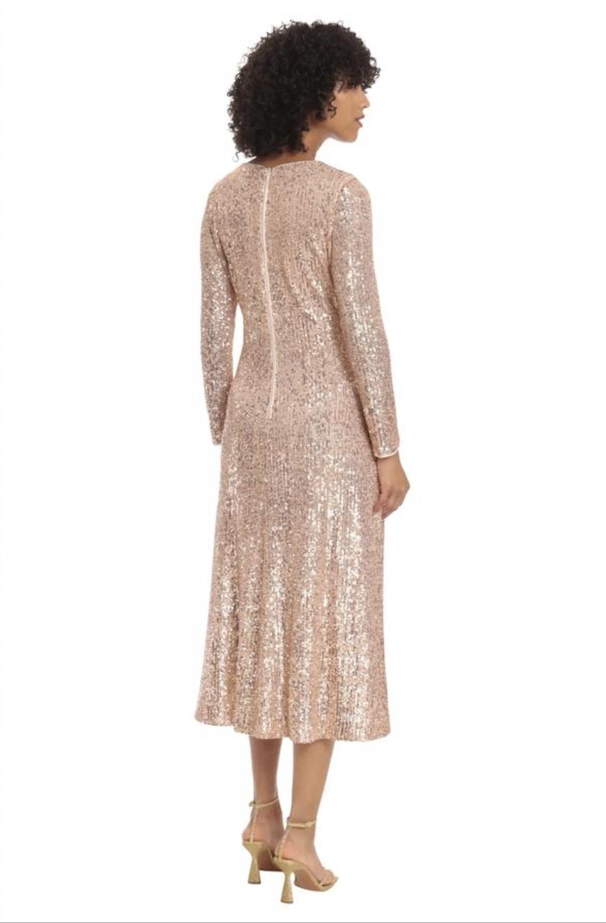Style 1-4218231014-1498 Maggy London Size 4 Rose Gold Cocktail Dress on Queenly