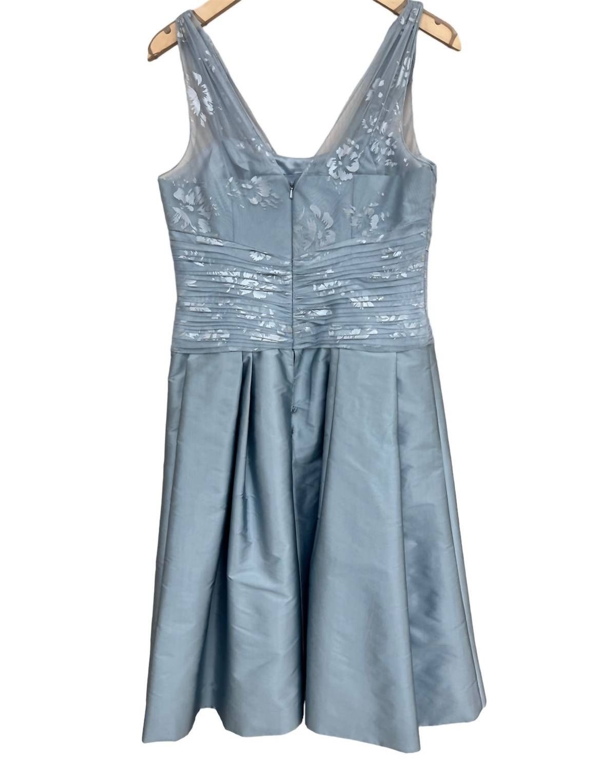 Style 1-913038313-2168 Teri Jon Size 8 Lace Light Blue Cocktail Dress on Queenly