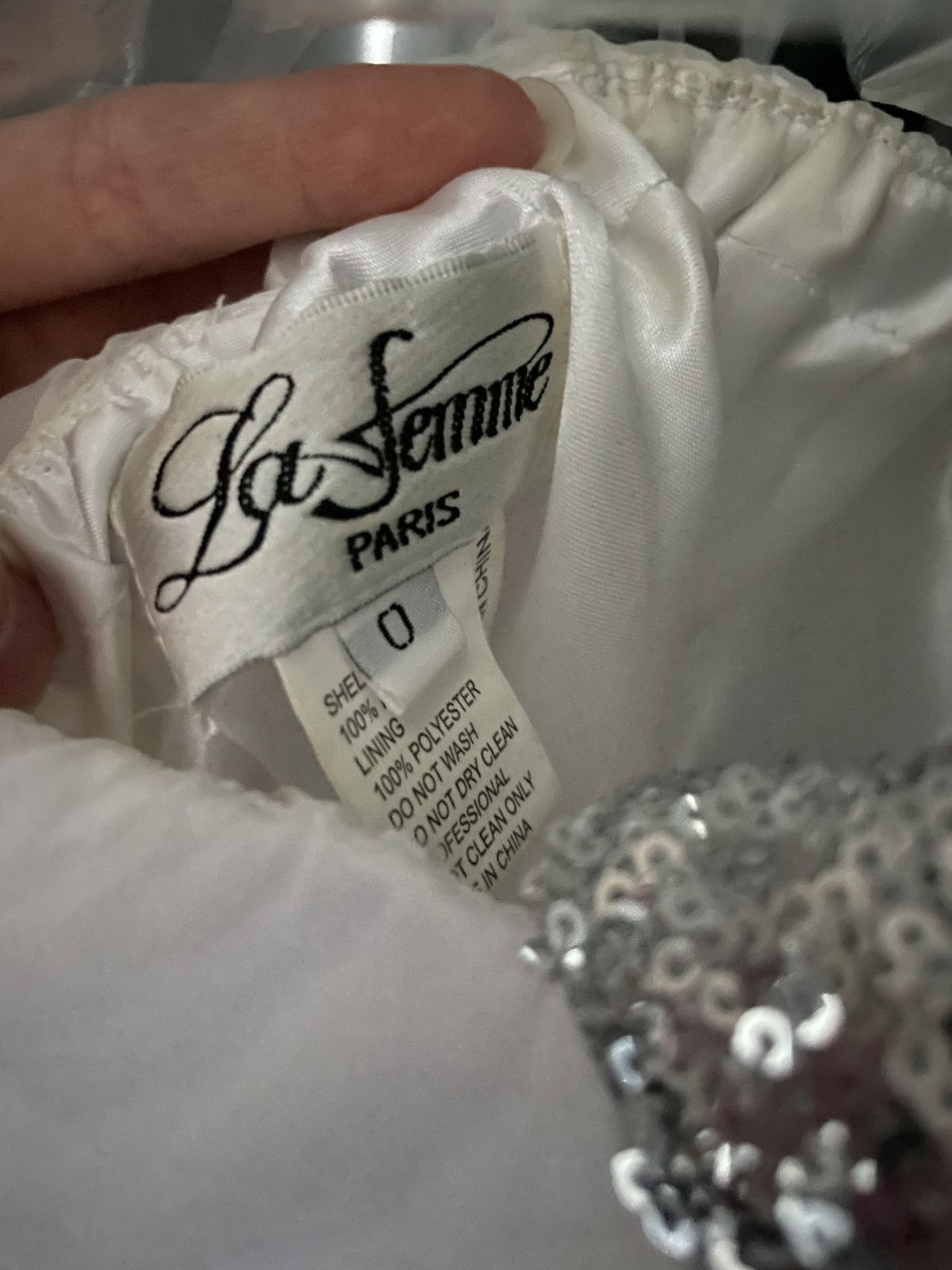 La Femme Size 0 White Cocktail Dress on Queenly
