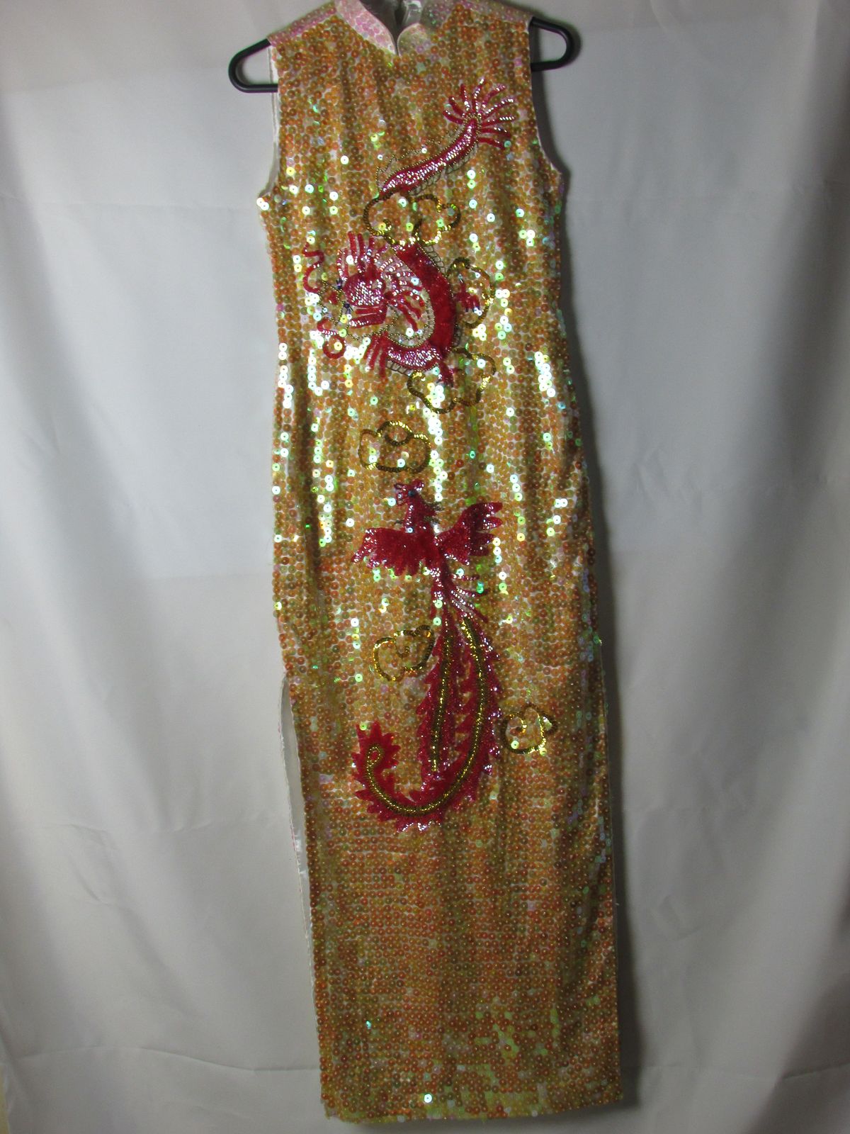 Size 2 Prom High Neck Satin Yellow Floor Length Maxi on Queenly