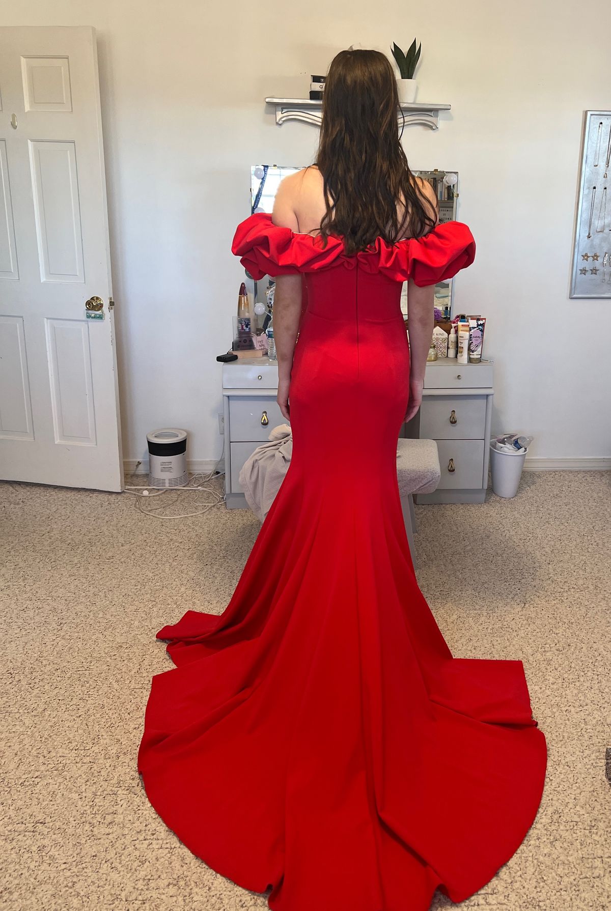 Style 11017 Ashley Lauren Size 2 Prom Off The Shoulder Red Side Slit Dress on Queenly