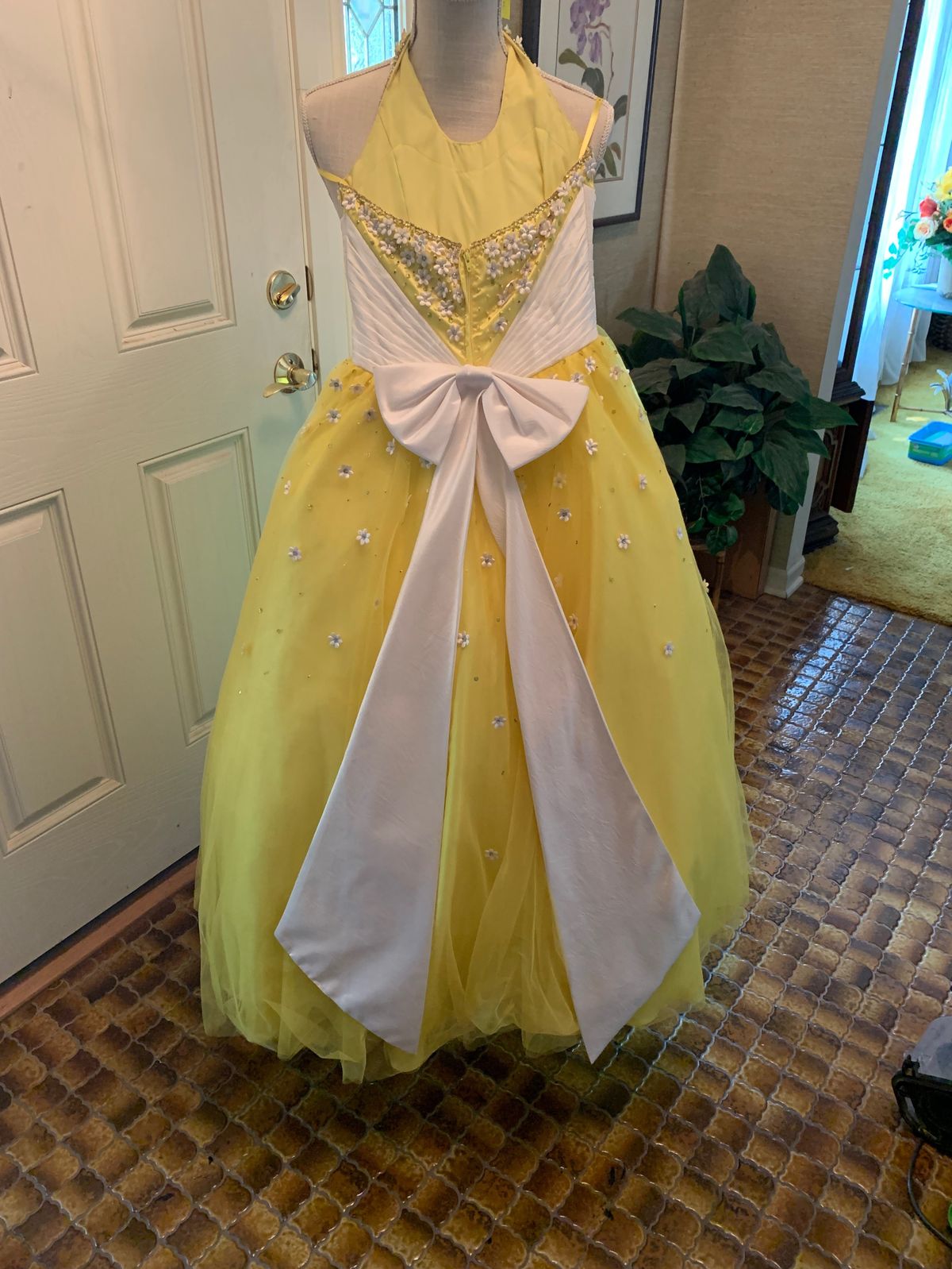 Girls Size 10 Halter Yellow Ball Gown on Queenly