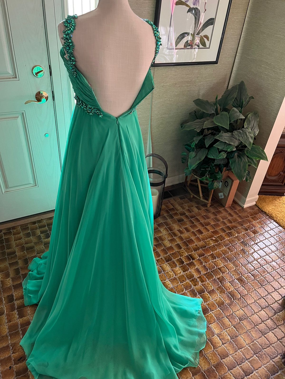 Sherri Hill Size 00 Green A-line Dress on Queenly