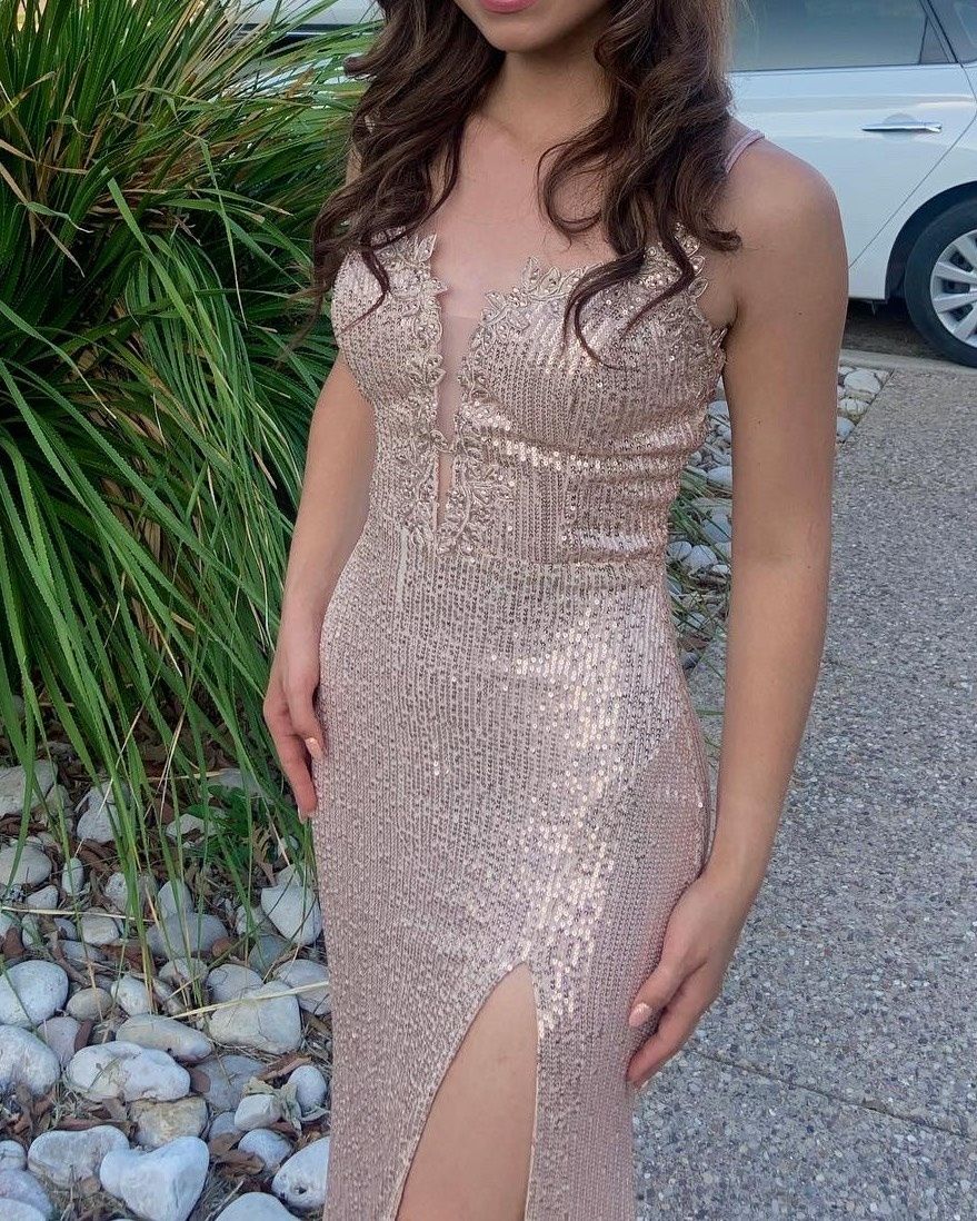 Size 2 Prom Plunge Sheer Rose Gold Side Slit Dress on Queenly