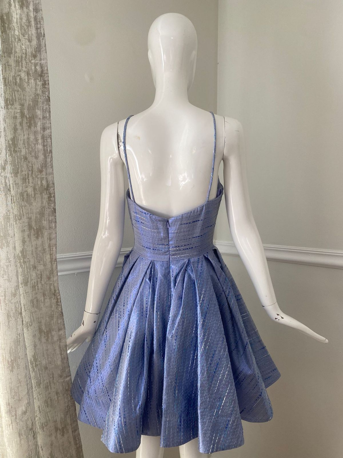 Style 4081 Ashley Lauren Size 10 Homecoming Halter Blue Cocktail Dress on Queenly